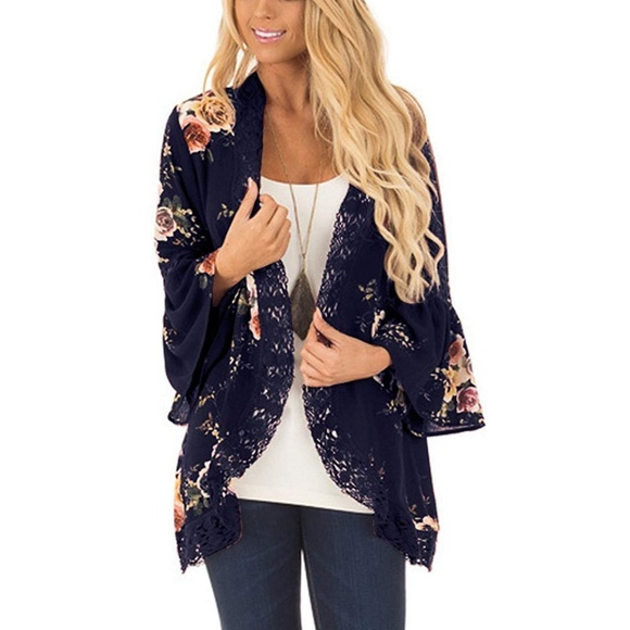 ✨Last One✨Navy Boho Floral Kimono Cardigan - Picture 2 of 8